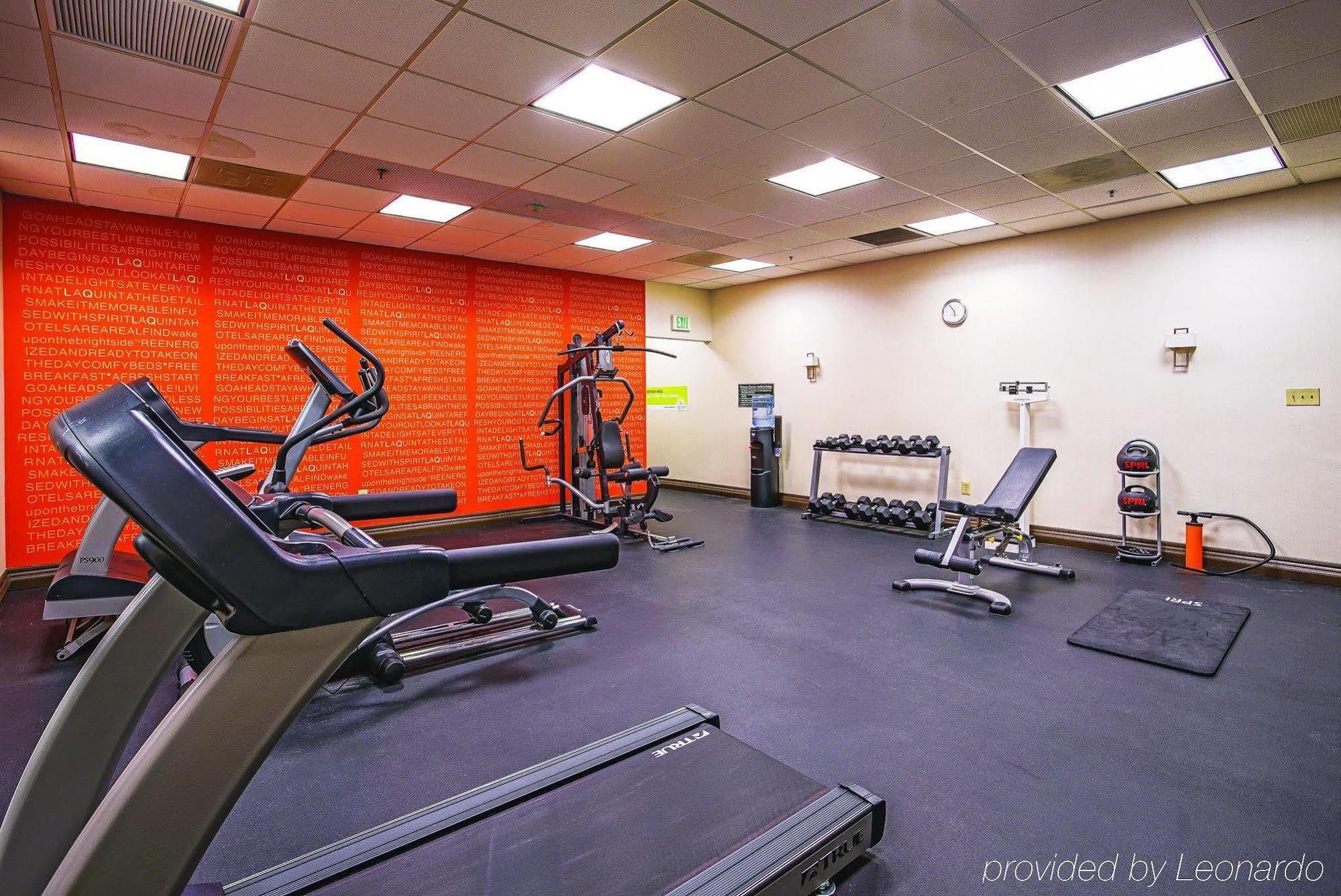 Holiday Inn & Suites Philadelphia-Runnemede/Exit 3-New Jersey Turnpike מראה חיצוני תמונה